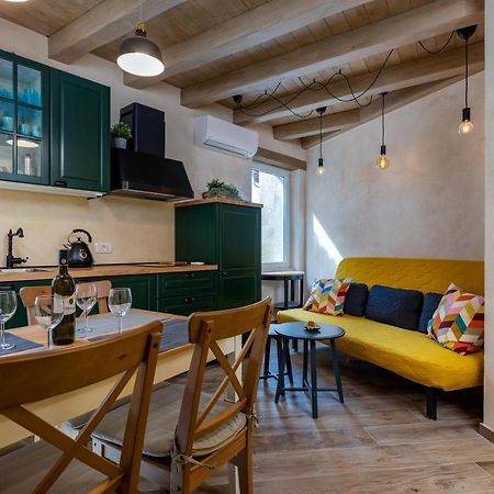 Casa Wau Apartment Ровин Екстериор снимка