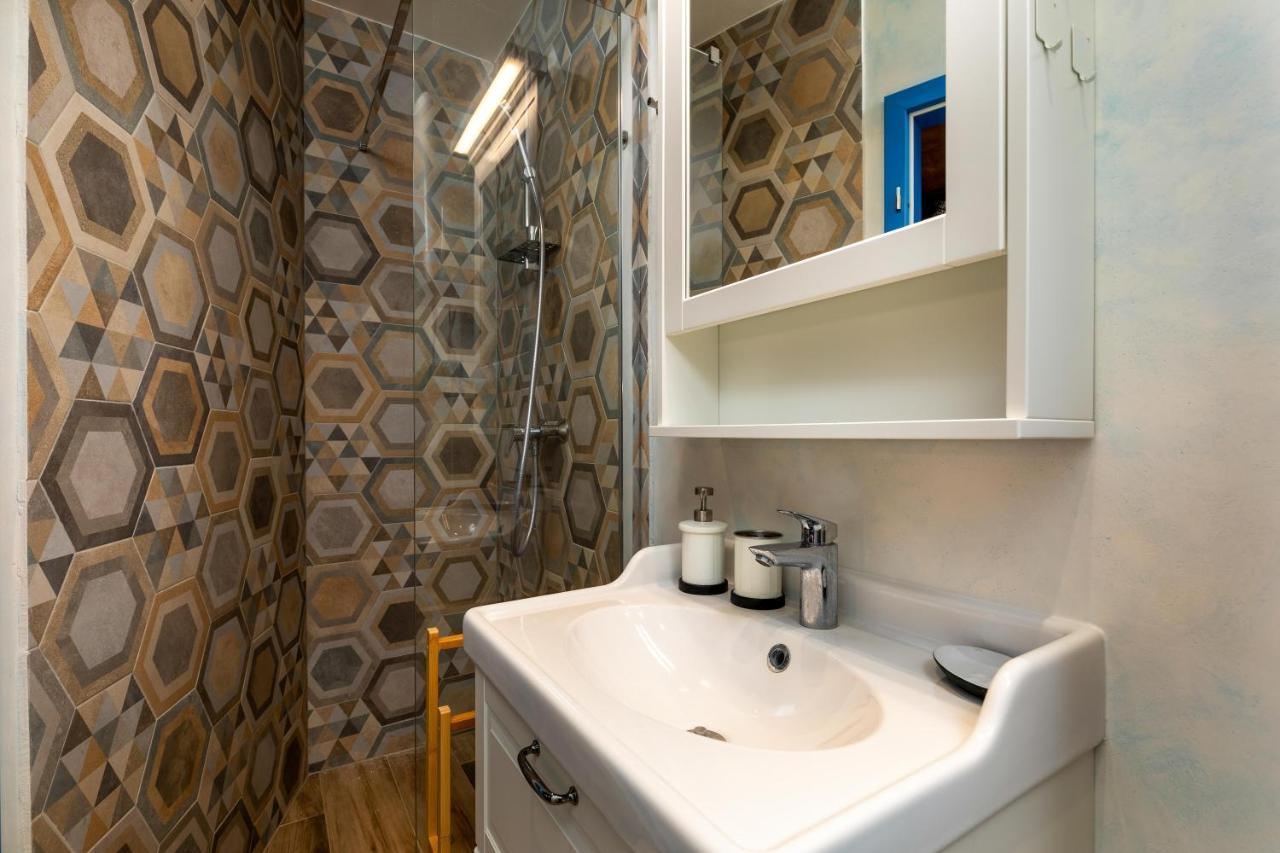 Casa Wau Apartment Ровин Екстериор снимка