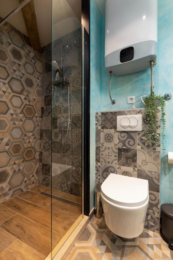 Casa Wau Apartment Ровин Екстериор снимка