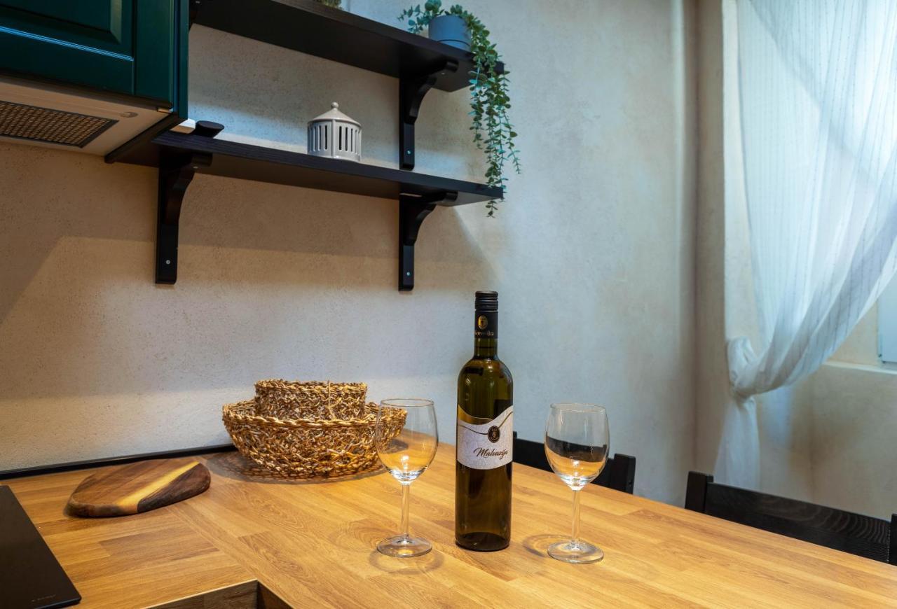 Casa Wau Apartment Ровин Екстериор снимка